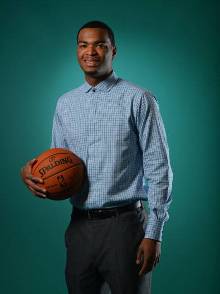 保障财务稳 保障财务稳