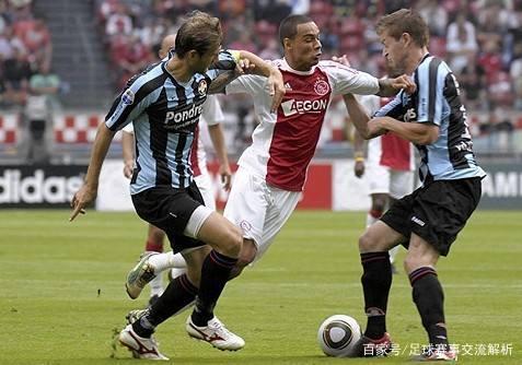 尽管犯错在 尽管犯错在